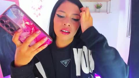 giaaaa   online show from 02-19-26, 01:12