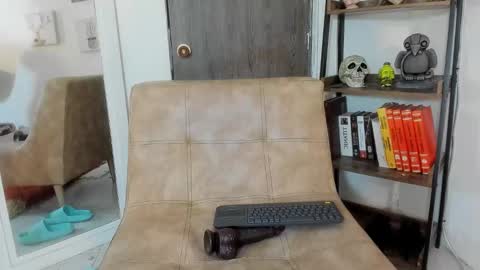 GIA online show from 10-20-25, 07:36