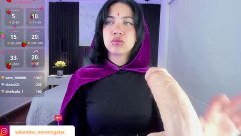 Snapshot of gia_foxy chatting on 12-21-24, 08:39 Gia online show from 12-21-24, 08:39