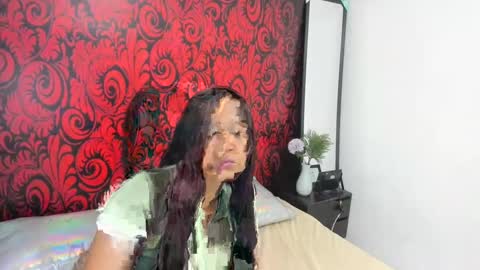 gia_martin online show from 02-25-25, 12:45