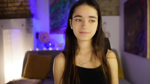 Gia Paige18 online show from 12-18-24, 09:04