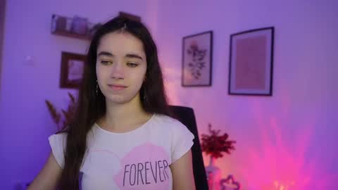 Gia Paige18 online show from 11-02-25, 09:11