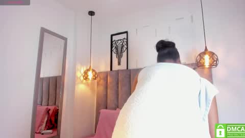 Snapshot of gia_scott chatting on 09-29-25, 11:26 Darlliny online show from 09-29-25, 11:26
