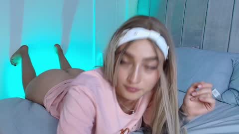 Gia online show from 01-09-25, 05:22