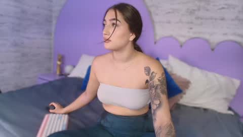 Gia online show from 04-22-26, 07:37