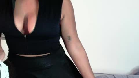 Gianella  online show from 03-06-25, 12:54