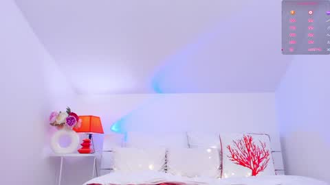 Gia online show from 02-06-25, 07:51