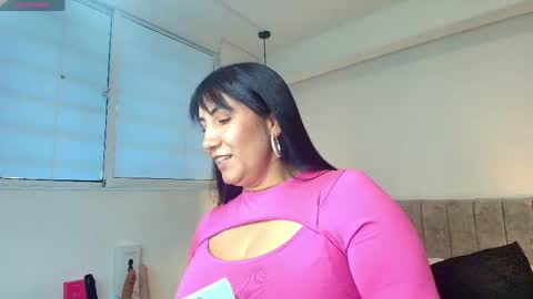 Snapshot of giafox_ chatting on 05-06-26, 08:47 G I A FOX online show from 05-06-26, 08:47