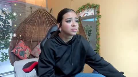 Gia  online show from 02-19-25, 11:49