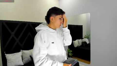 GIAN online show from 07-23-26, 11:08