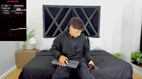 GIAN online show from 07-27-26, 11:06