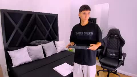 GIAN online show from 07-28-26, 11:17