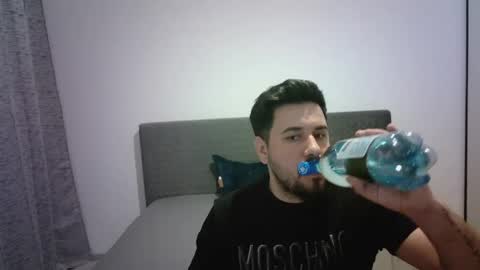 Snapshot of gianiboy99 chatting on 04-29-26, 10:16 Giani online show from 04-29-26, 10:16