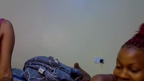 Snapshot of gianna_012 chatting on 09-12-25, 04:23 ENNY online show from 09-12-25, 04:23