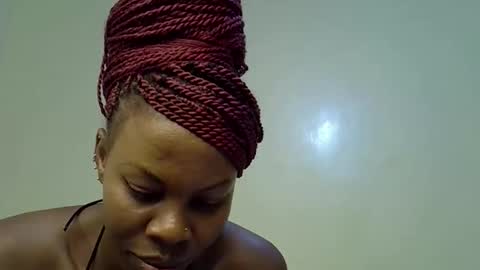 Snapshot of gianna_012 chatting on 09-15-25, 05:35 ENNY online show from 09-15-25, 05:35