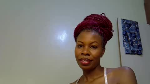 Snapshot of gianna_012 chatting on 09-20-25, 04:52 ENNY online show from 09-20-25, 04:52