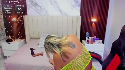 G I A N N A  online show from 09-17-25, 07:48