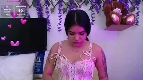 Gianna lopez online show from 04-15-26, 08:31