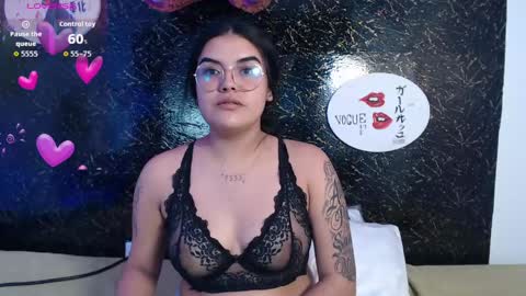Gianna lopez online show from 04-22-26, 07:48