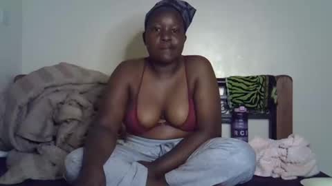 Giannah online show from 10-23-25, 08:07