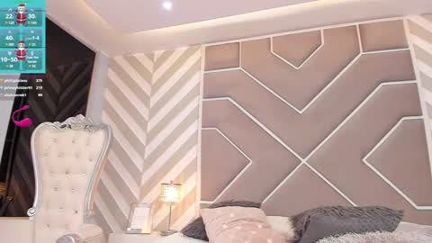 Snapshot of giannasue chatting on 12-19-24, 02:12 giannasue online show from 12-19-24, 02:12