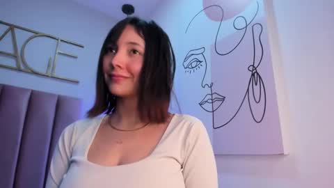 Snapshot of giannasue chatting on 01-28-25, 02:21 giannasue online show from 01-28-25, 02:21