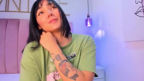 Snapshot of giannasue chatting on 01-31-25, 08:54 giannasue online show from 01-31-25, 08:54