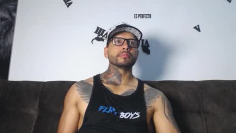 Snapshot of gianni_donato95 chatting on 10-01-25, 08:04 Dilan online show from 10-01-25, 08:04