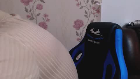 Gianni online show from 01-17-26, 03:50