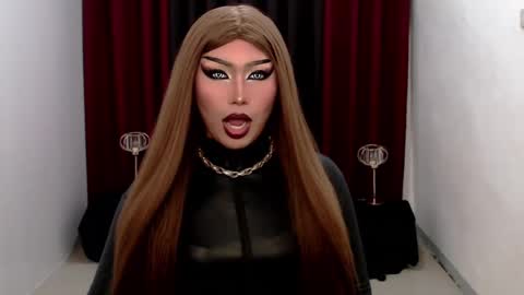 Gia X online show from 01-12-25, 10:45