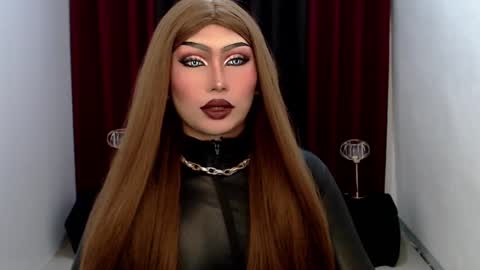 Gia X online show from 01-27-25, 07:56