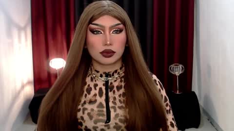 Gia X online show from 02-02-25, 05:53