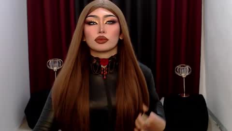 Gia X online show from 02-13-25, 06:09