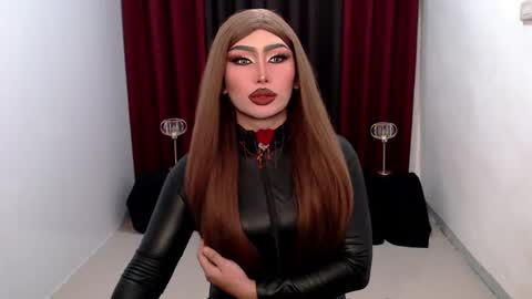 Gia X online show from 02-24-25, 05:33