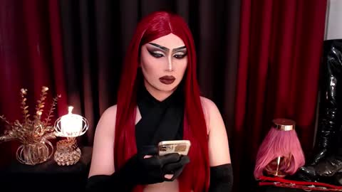 Gia X online show from 09-26-25, 05:55