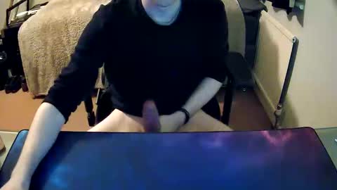 Snapshot of giftexx chatting on 01-05-25, 10:50 giftexx online show from 01-05-25, 10:50