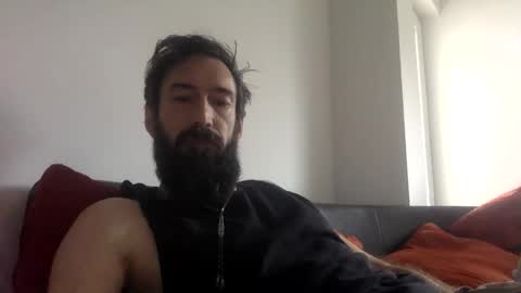 iggy online show from 10-13-25, 11:43