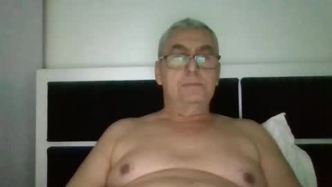 gigi1970 online show from 11-01-25, 02:30