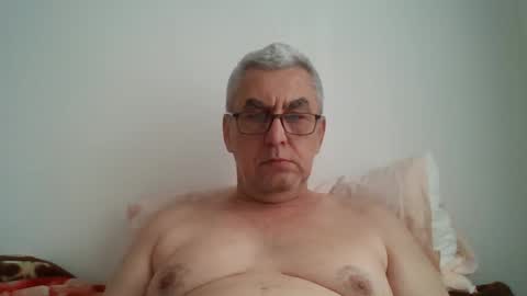 gigi1970 online show from 05-17-26, 03:41