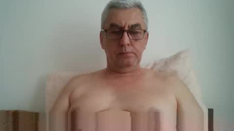 gigi1970 online show from 05-23-26, 10:41