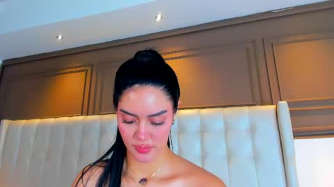 gigi wilden online show from 06-12-26, 11:20