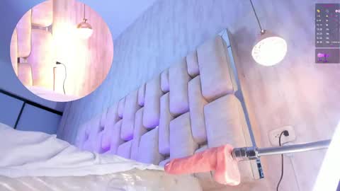 Snapshot of gigibelli chatting on 03-08-26, 02:04 Gigi online show from 03-08-26, 02:04