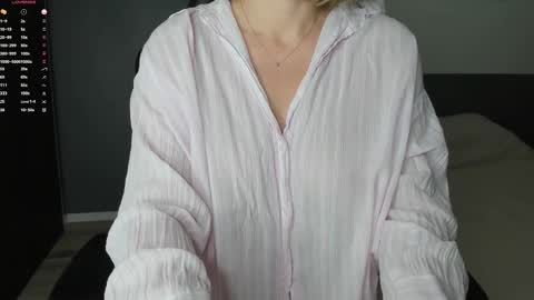 gigihadd online show from 09-21-25, 03:13