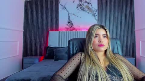 Gigi Doll online show from 01-21-25, 02:05