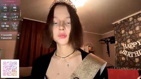 Snapshot of gigikray chatting on 11-05-25, 07:58 Molly online show from 11-05-25, 07:58