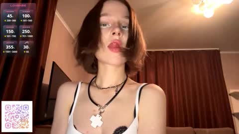 Snapshot of gigikray chatting on 11-12-25, 07:24 Molly online show from 11-12-25, 07:24