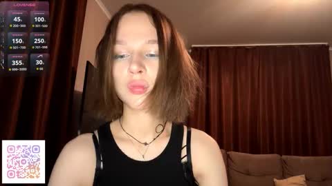 Snapshot of gigikray chatting on 11-19-25, 07:36 Molly online show from 11-19-25, 07:36