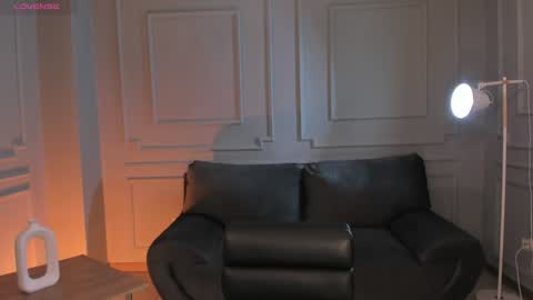 GIGI online show from 01-20-25, 06:10