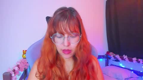 gigimooon online show from 11-04-25, 01:27