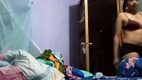 Snapshot of gigixox3 chatting on 12-03-25, 09:24 gigixox3 online show from 12-03-25, 09:24